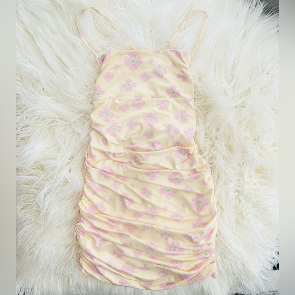 Lucy In The Sky Floral Ruched Mini Dress - Picture 3 of 6